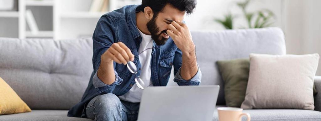 Zähne knirschen durch Stress